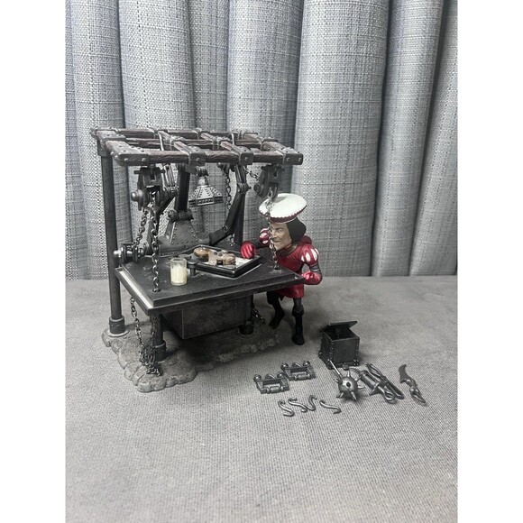 Shrek McFarlane Toys Talking Lord Farquaad Playset Duloc Dungeon Gingy Works - Picture 1 of 16